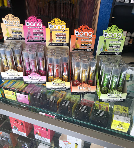 Tobacco Shop «Illusions Smoke Shop», reviews and photos, 1101 W Lincoln Ave #175, Anaheim, CA 92805, USA