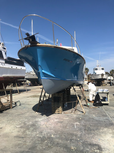 Anacapa Boatyard , Slips and Marine Services