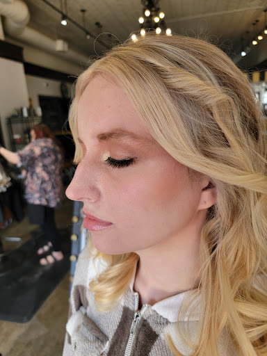 Beauty Salon «Salon Teased Inc», reviews and photos, 916 E Douglas Ave, Wichita, KS 67202, USA