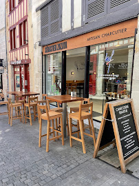 Intérieur du Restaurant Charcuterie Sébastien Zozaya à Bayonne - n°1