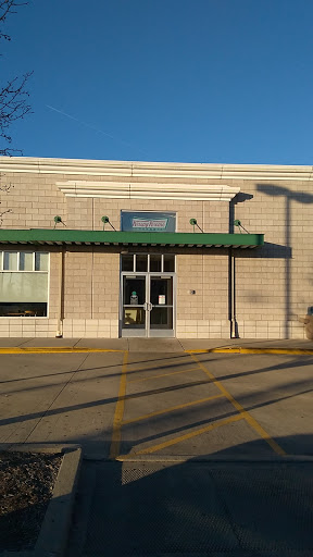 Bakery «Krispy Kreme Doughnuts», reviews and photos, 201 N Veterans Pkwy, Bloomington, IL 61704, USA