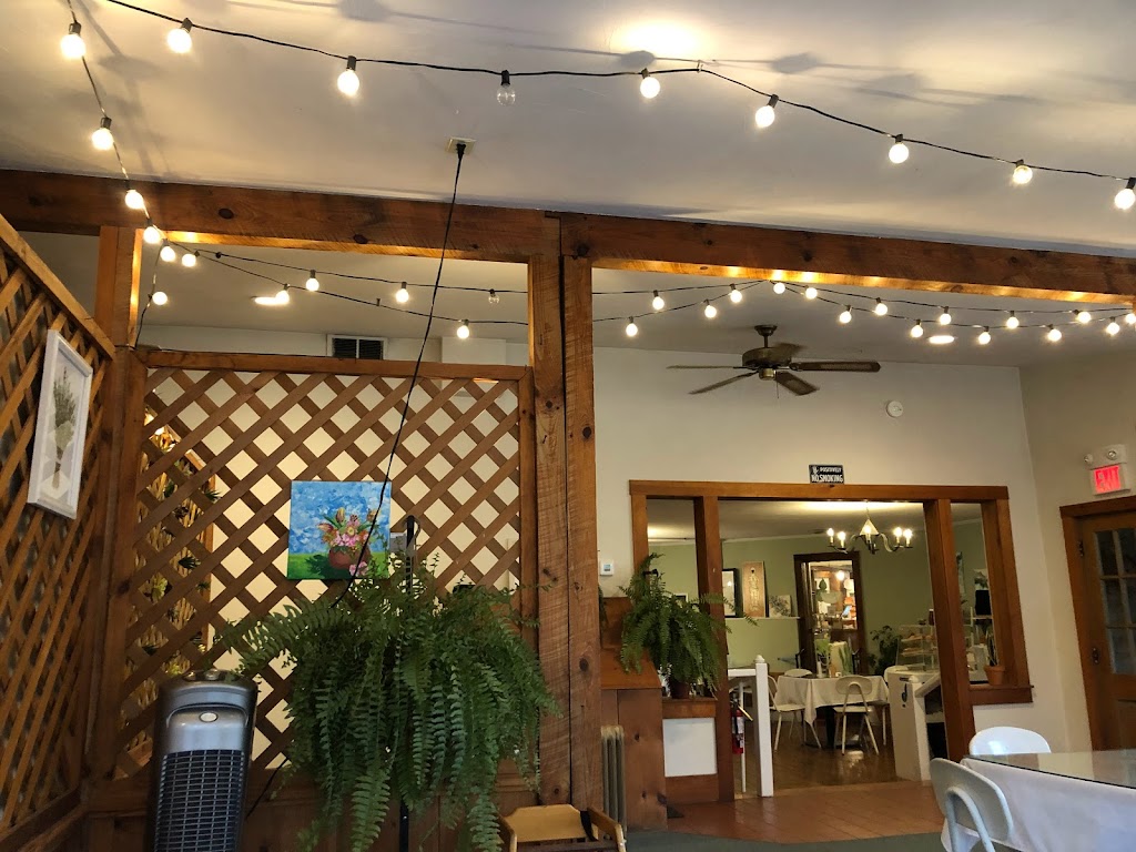 Ansel's Garden Cafe & Boutique 02738