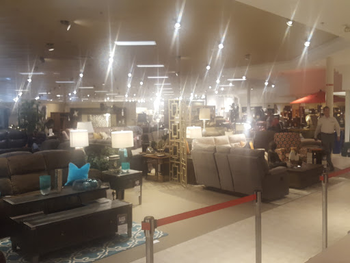 Furniture Store «Art Van Furniture - Ann Arbor», reviews and photos, 425 E Eisenhower Pkwy, Ann Arbor, MI 48108, USA