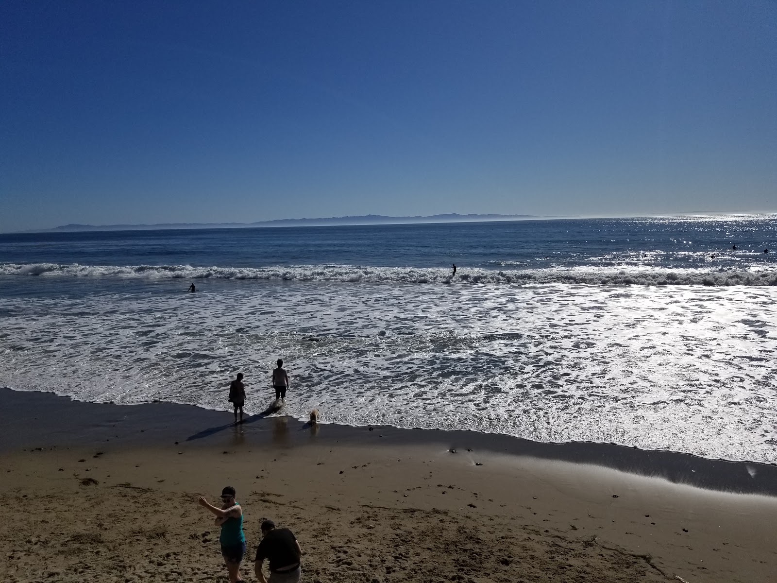 Mesa Lane Beach'in fotoğrafı dağlarla çevrili