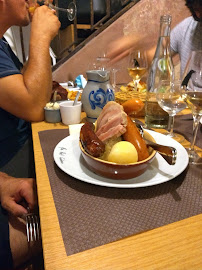Choucroute d'Alsace du Restaurant de spécialités alsaciennes Restaurant Au Pont Corbeau à Strasbourg - n°4