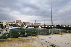 Campo de fútbol y rugby Cavaleri image