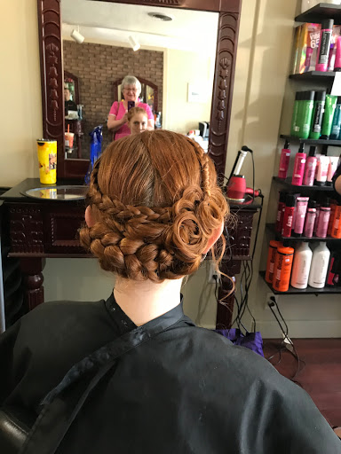 Beauty Salon «Headquarters Hair Salon LLC», reviews and photos, 8 Central Ave, Ayer, MA 01432, USA