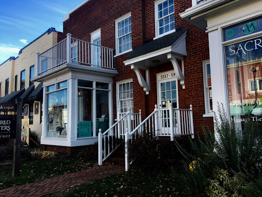 Massage Therapist «Sacred Waters Holistic Spa & Boutique», reviews and photos, 3319 W Cary St, Richmond, VA 23221, USA