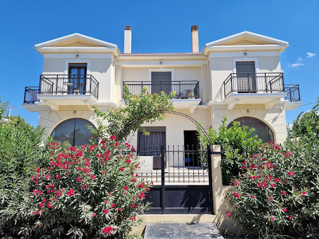 ILIDA KOUROUTA STUDIOS