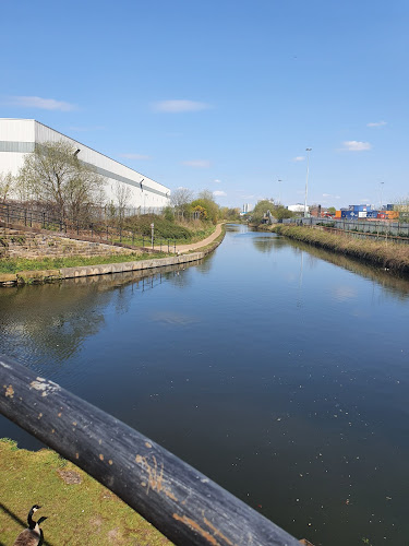 Comments and reviews of Trafford Park