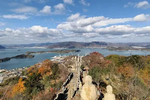 Five hundred arhats in Mt.Shirataki. image