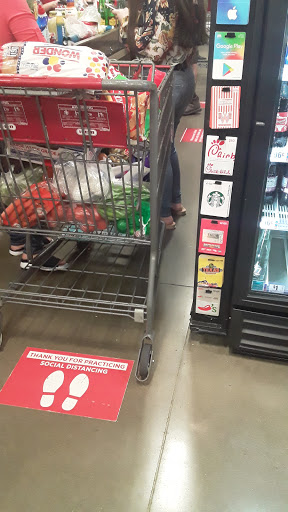 Grocery Store «H-E-B Grocery», reviews and photos, 3590 College St, Beaumont, TX 77701, USA