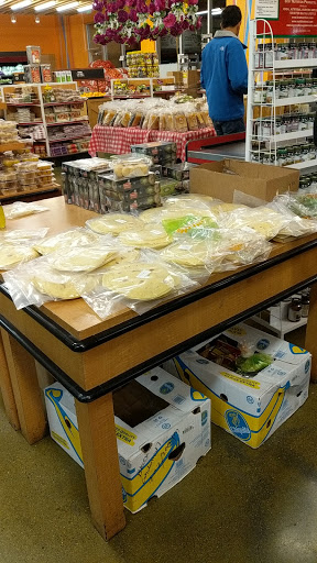 Indian Grocery Store «Bharat Bazar», reviews and photos, 3400 Mowry Ave, Fremont, CA 94538, USA