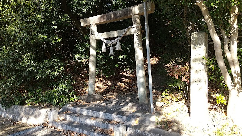 富士浅間神社(御旗山)