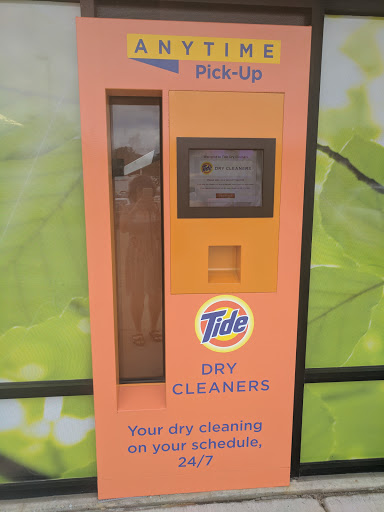 Dry Cleaner «Tide Dry Cleaners», reviews and photos, 293 Roosevelt Rd, Glen Ellyn, IL 60137, USA