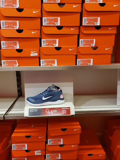 Sporting Goods Store «Nike Factory Store», reviews and photos, 1622 Galleria Blvd, Brentwood, TN 37027, USA