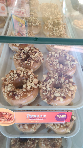 Bakery «Krispy Kreme Doughnuts», reviews and photos, 2600 S Cooper St, Arlington, TX 76015, USA