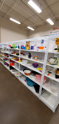 Thrift Store «Rappahannock Goodwill Industries:- Harrison Crossing Store», reviews and photos, 7101 Harrison Rd, Fredericksburg, VA 22407, USA