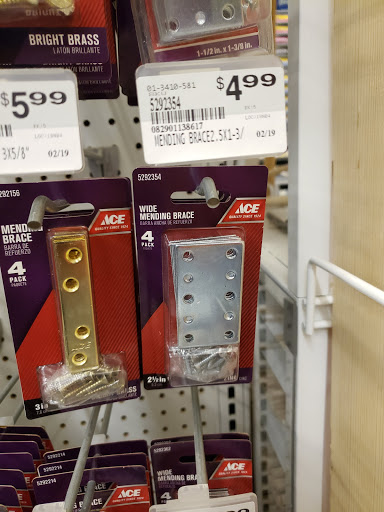 Lawn Mower Repair Service «Ace Hardware Uintah Gardens», reviews and photos, 1830 W Uintah St, Colorado Springs, CO 80904, USA