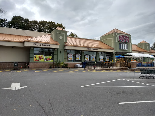 Grocery Store «C-Town Supermarkets», reviews and photos, 88 Croton Ave, Ossining, NY 10562, USA