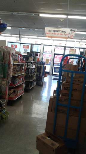 Dollar Store «FAMILY DOLLAR», reviews and photos, 1607 W Roosevelt Rd, Broadview, IL 60155, USA