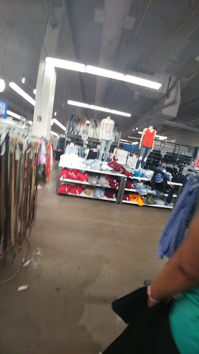 Clothing Store «Old Navy», reviews and photos, 1009 Flatbush Ave, Brooklyn, NY 11226, USA