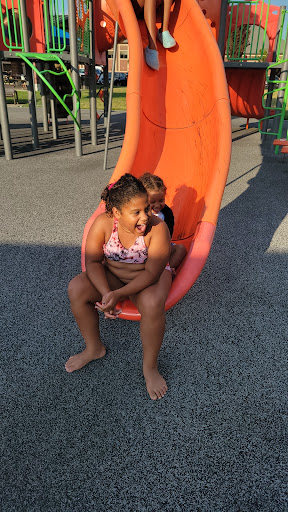 Water Park «Leon Corlew Park & Splash Pad», reviews and photos, E Schwarz St & S Main Street, Edwardsville, IL 62025, USA