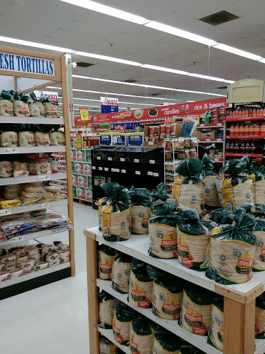 Grocery Store «Save-A-Lot», reviews and photos, 405 S Circle Dr, Colorado Springs, CO 80910, USA