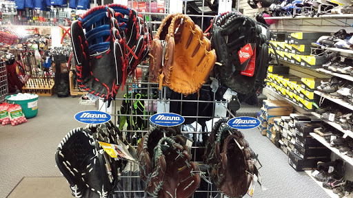 Sporting Goods Store «Play It Again Sports», reviews and photos, 11317 MN-7, Minnetonka, MN 55305, USA