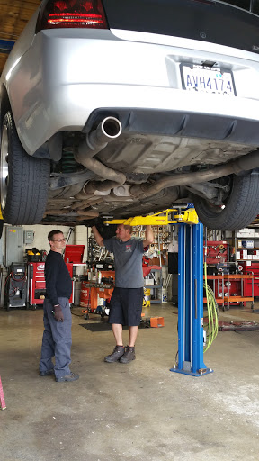 Auto Repair Shop «Hazeldell Muffler & Brake», reviews and photos, 8213 NE Hwy 99, Vancouver, WA 98665, USA