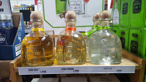 Liquor Store «Suwanee Package Store», reviews and photos, 3063 Lawrenceville-Suwanee Rd, Suwanee, GA 30024, USA