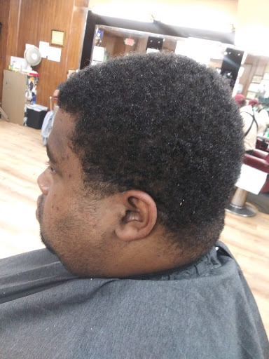 Barber Shop «Norris Barber Shop», reviews and photos, 183 Barbour St, Hartford, CT 06120, USA