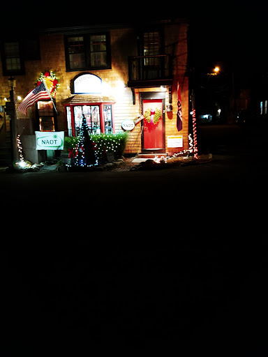 Leather Goods Store «Bearskin Neck Leather Merchant», reviews and photos, 7 Old Harbor Rd, Rockport, MA 01966, USA