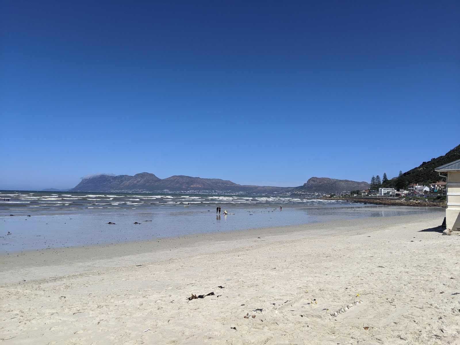 Foto van Muizenberg beach en de nederzetting