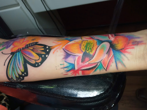 Explore outline tattoo ideas, creative tattoo ideas in Hot Springs National Park, available at Intenze Images