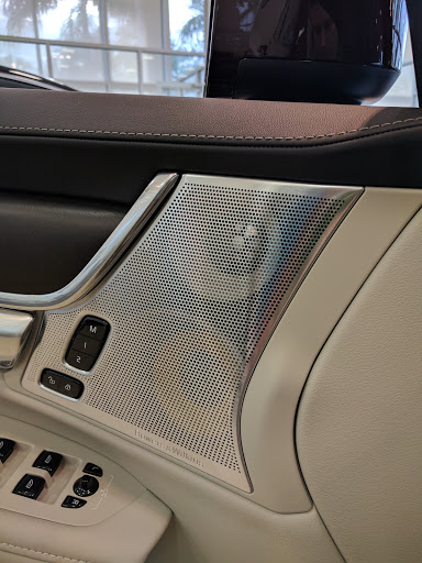 Car Dealer «Volvo Cars of Fort Myers», reviews and photos, 2600 Colonial Blvd, Fort Myers, FL 33907, USA