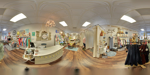 Boutique «Oak & Lace», reviews and photos, 802 S Main St, Columbia, TN 38401, USA