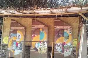 Saung Paniisan Awi Cibeet image