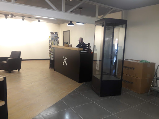 Motorcycle Dealer «Victory Motorcycles of Mesa», reviews and photos, 833 S Country Club Dr, Mesa, AZ 85210, USA