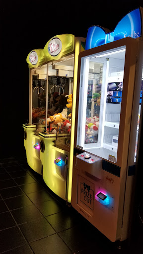 Movie Theater «Regal Cinemas Warrington Crossing 22 & IMAX», reviews and photos, 140 Easton Rd, Warrington, PA 18976, USA