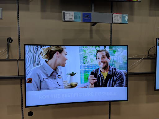 Electronics Store «Best Buy», reviews and photos, 5153 Elmore Avenue, Davenport, IA 52807, USA