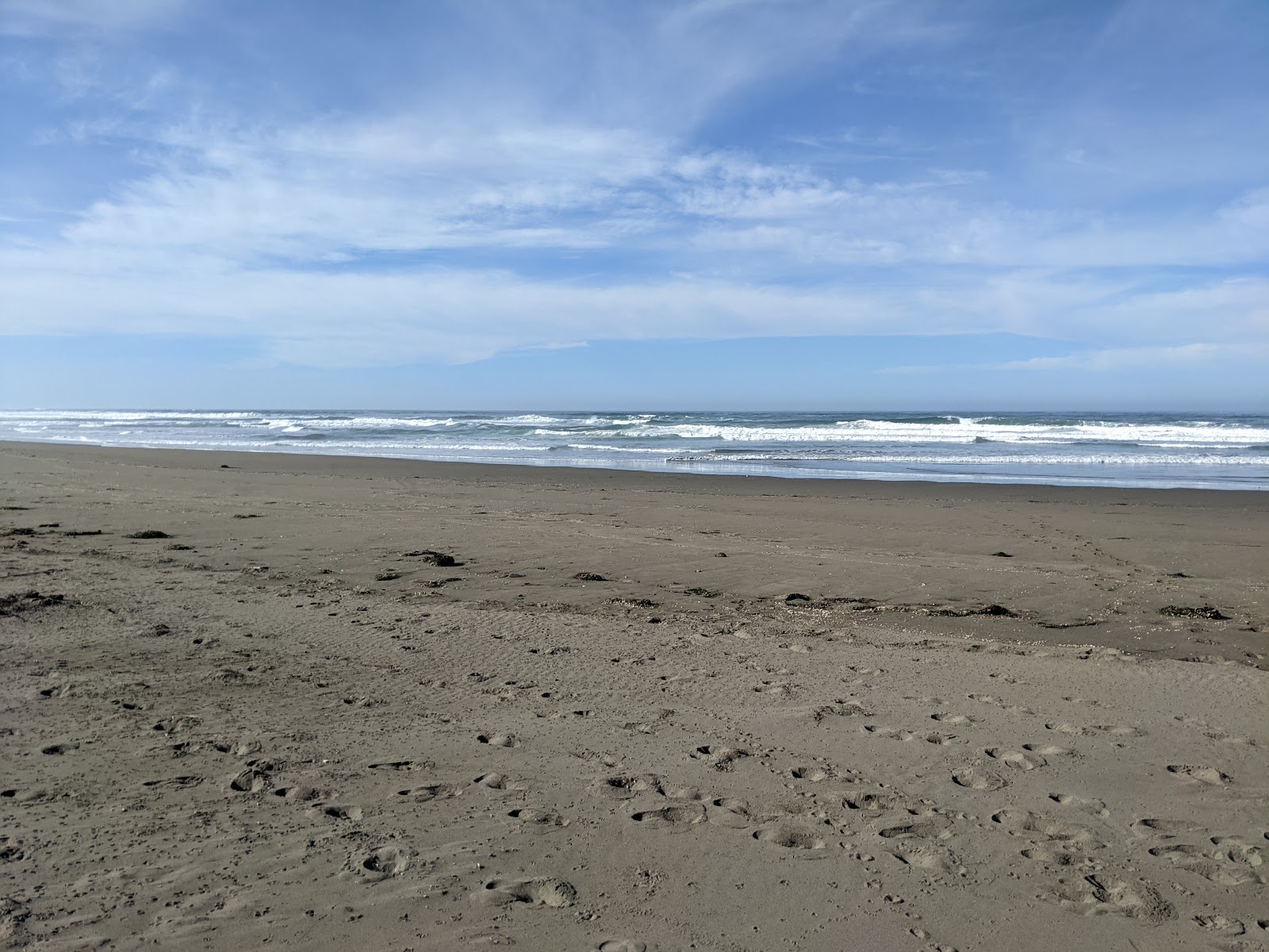 Foto von Ten Mile Beach mit langer gerader strand