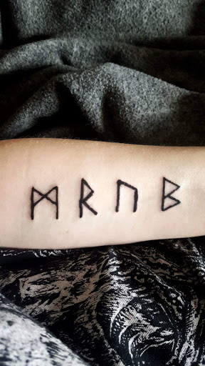 Tattoo Shop «No Egrets Tattoo Studios», reviews and photos, 1128 College St, Clarksville, TN 37040, USA