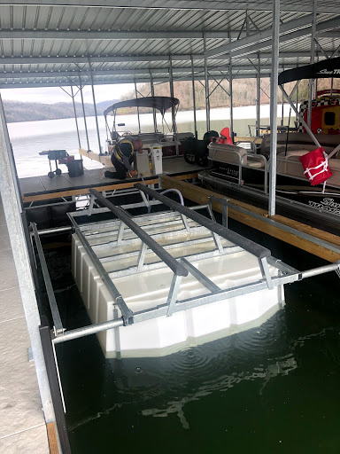 Marina «Mitchell Creek Marina», reviews and photos, 1260 Livingston Boat Dock Rd, Allons, TN 38541, USA