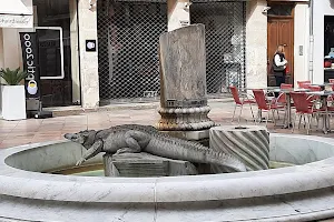 Fontaine du Crocodile image