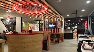 Photo n°78 de KFC Chalon-sur-Saône à Chalon-sur-Saône ()