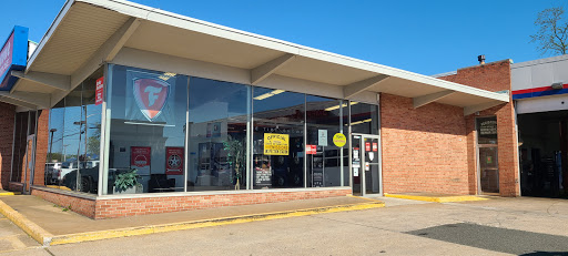 Tire Shop «Firestone Complete Auto Care», reviews and photos, 680 Montauk Hwy, West Babylon, NY 11704, USA