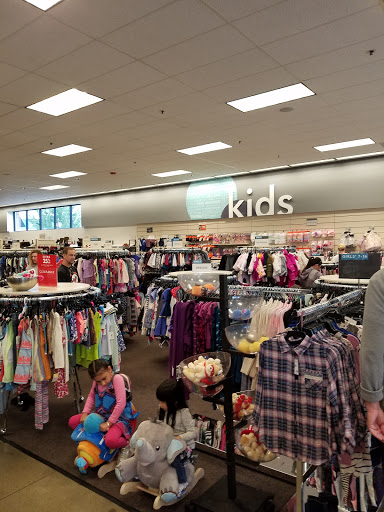 Department Store «Nordstrom Rack», reviews and photos, 17200 Southcenter Pkwy, Tukwila, WA 98188, USA