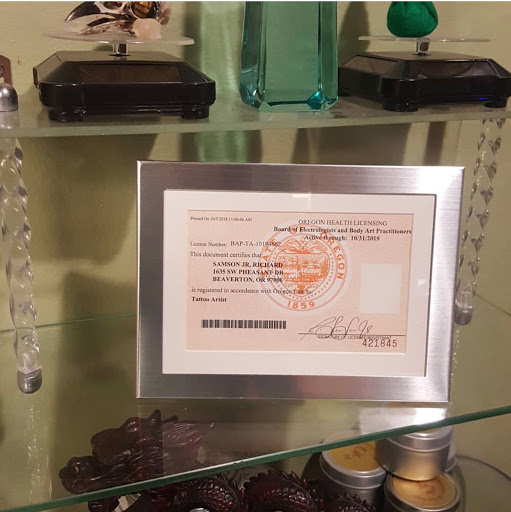 Explore bear claw tattoo ideas, creative tattoo ideas in Hillsboro, available at MOO MANU TATTOO