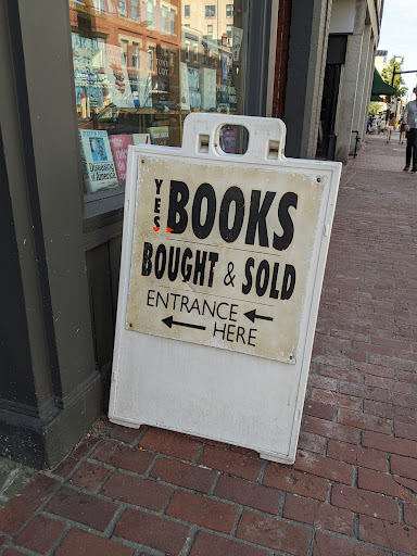 Used Book Store «Yes Books», reviews and photos, 589 Congress St, Portland, ME 04101, USA
